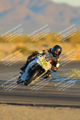 media/Jan-21-2023-CVMA (Sat) [[b9eef8ba1f]]/Race 13 500 Supersport-350 Supersport/